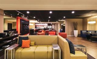 Hotel Courtyard Mishawaka-university Area 3*